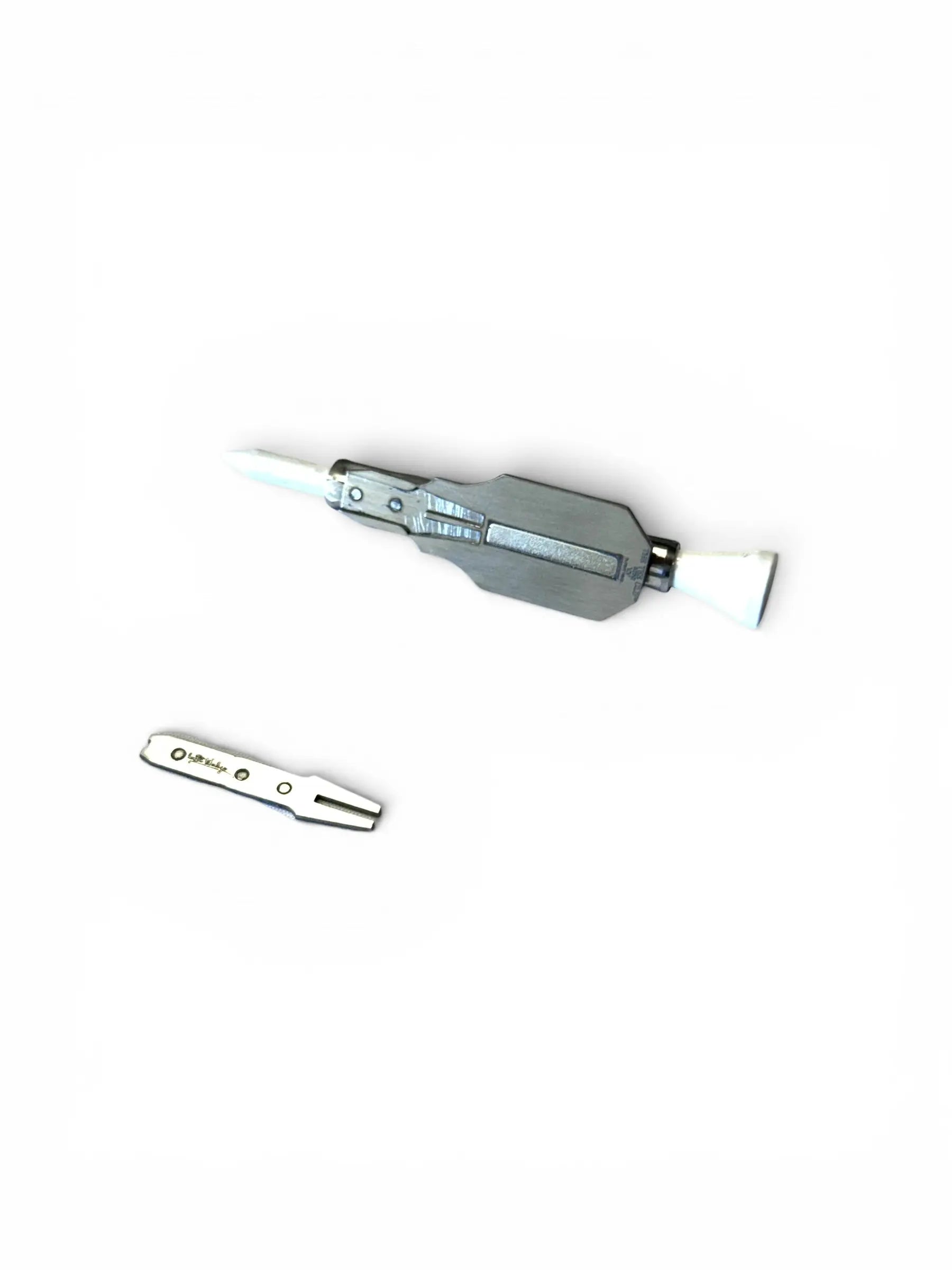 PREORDER: The Tee Clip® MINI V.V – Patent Pending Compact Magnetic Golf Multi-Tool System The Tee Clip